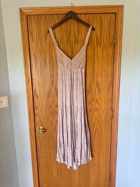 Sleeveless Mauve Floral Maxi Dress